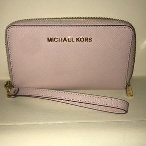 Authentic Michael Kors Wristlet